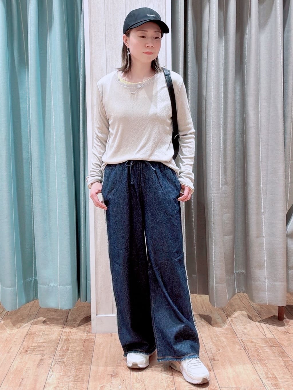 なみぞうさんの「SHOO･LA･RUE｜◆【洗える/S-LL/2点セット】1セットあると便利 シアーレイヤードロンTセット」を使ったコーディネート