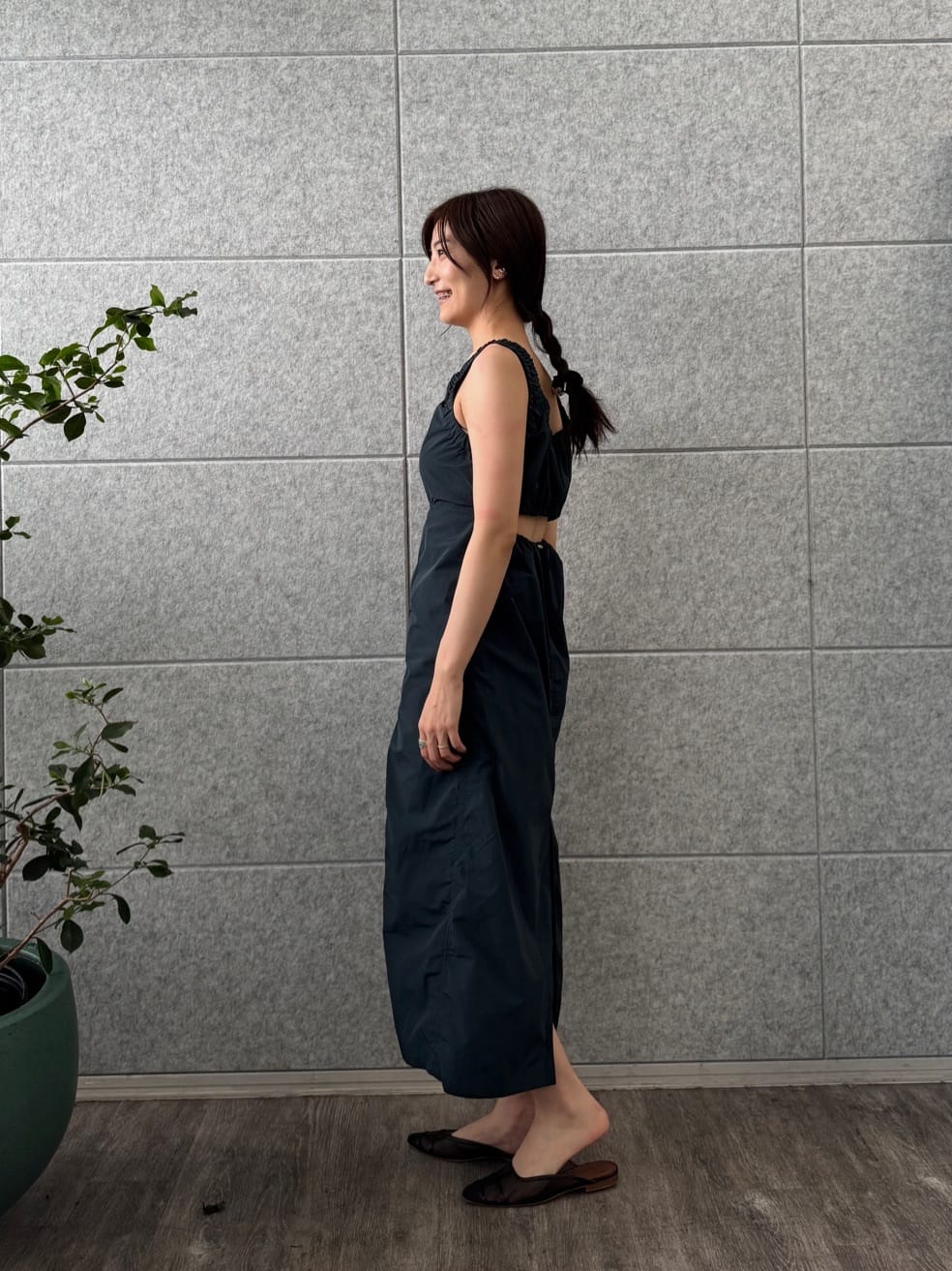 uchi__yamaさんの「CODE A｜sporty gathered dress」を使ったコーディネート
