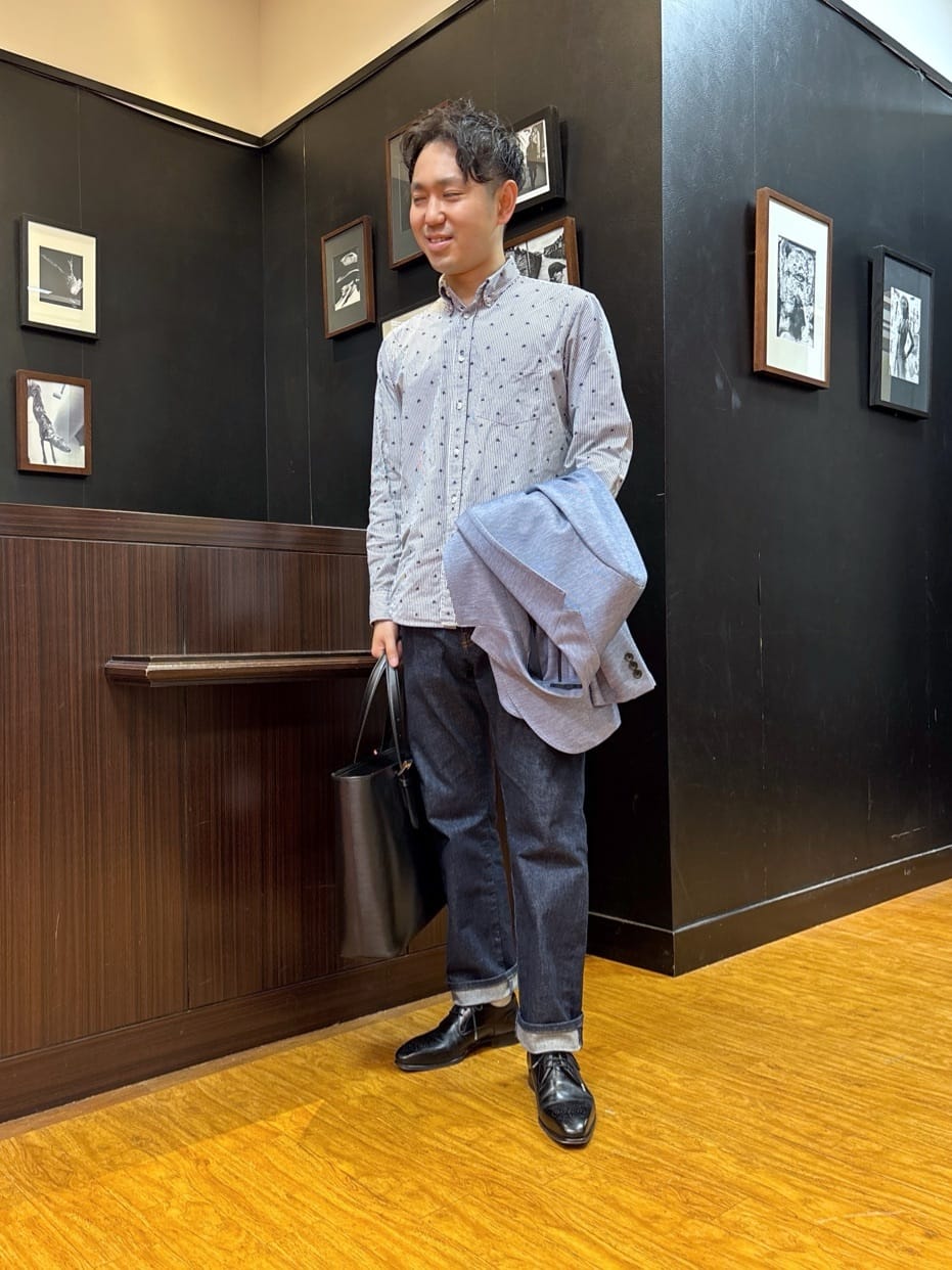 KEIさんの「TAKEO KIKUCHI｜ハットモチーフ ジャカード ストライプ シャツ」を使ったコーディネート