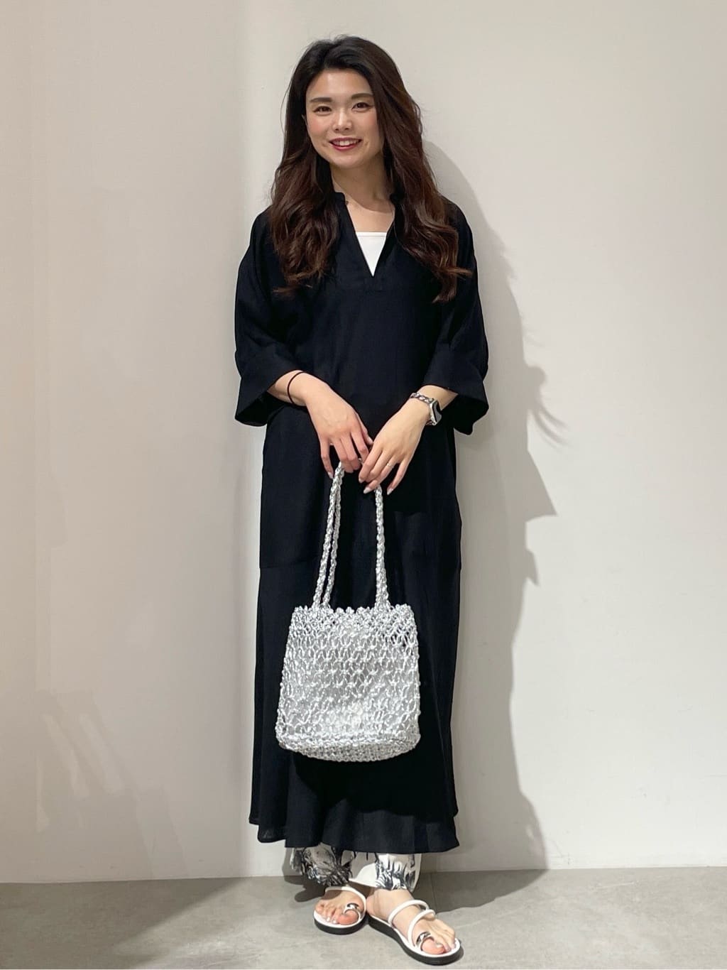 kanahoさんの「OPAQUE.CLIP｜◆キーネックワンピース【洗える】」を使ったコーディネート