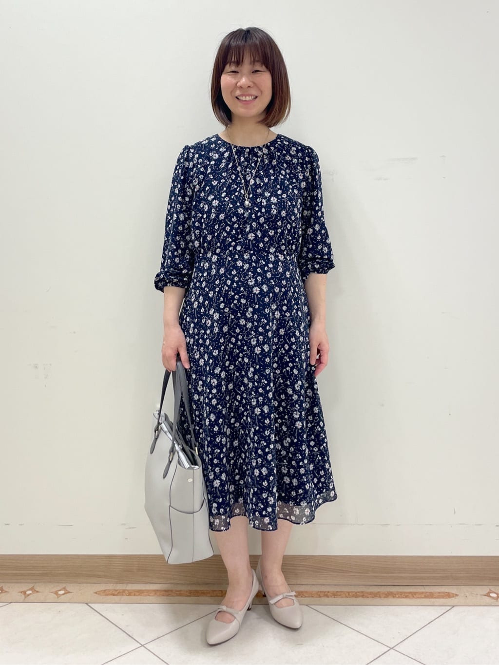 hanaさんの「Reflect｜◆【マシンウォッシュ可】フラワープリントワンピース」を使ったコーディネート