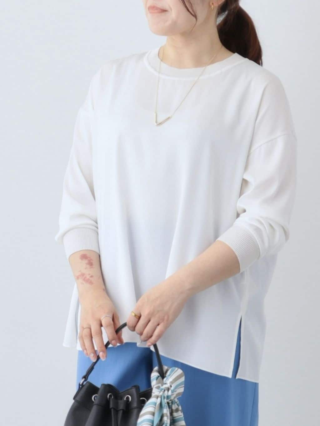 kaoさんの「INDIVI｜◆【洗える】異素材ドッキングトップス」を使ったコーディネート