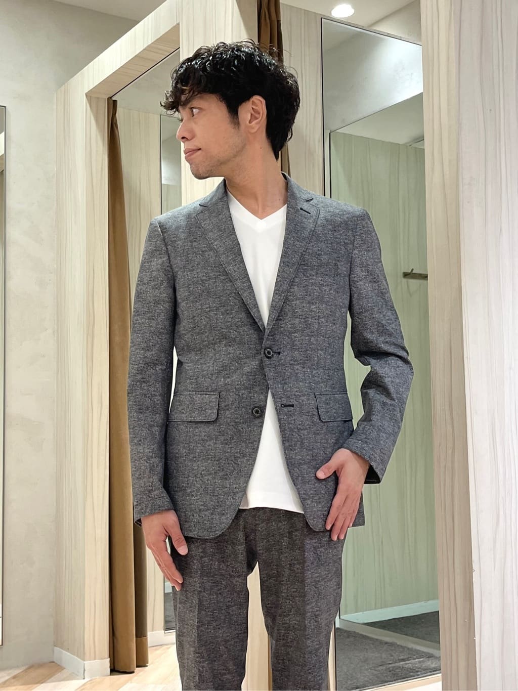 URAさんの「TAKEO KIKUCHI｜【抗菌防臭】COOL DOTS（R）ドビープリント ジャケット」を使ったコーディネート