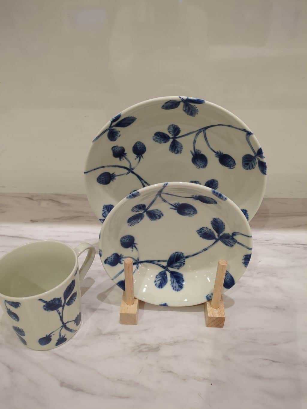 minoriさんの「212 KITCHEN STORE｜ボタニカル パスタ皿 ダリア」を使ったコーディネート