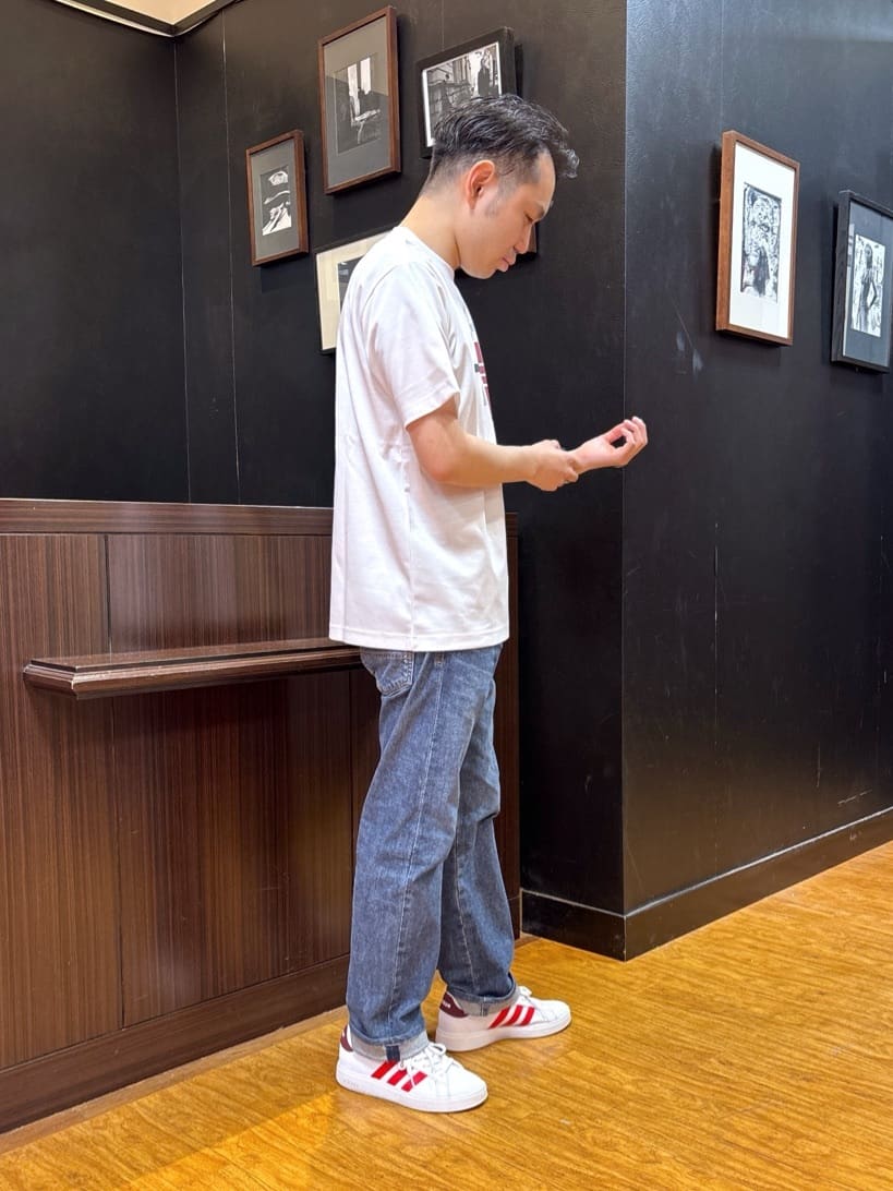KEIさんの「TAKEO KIKUCHI｜【モンスターストレッチ】日本製 ウォッシュド デニムパンツ」を使ったコーディネート