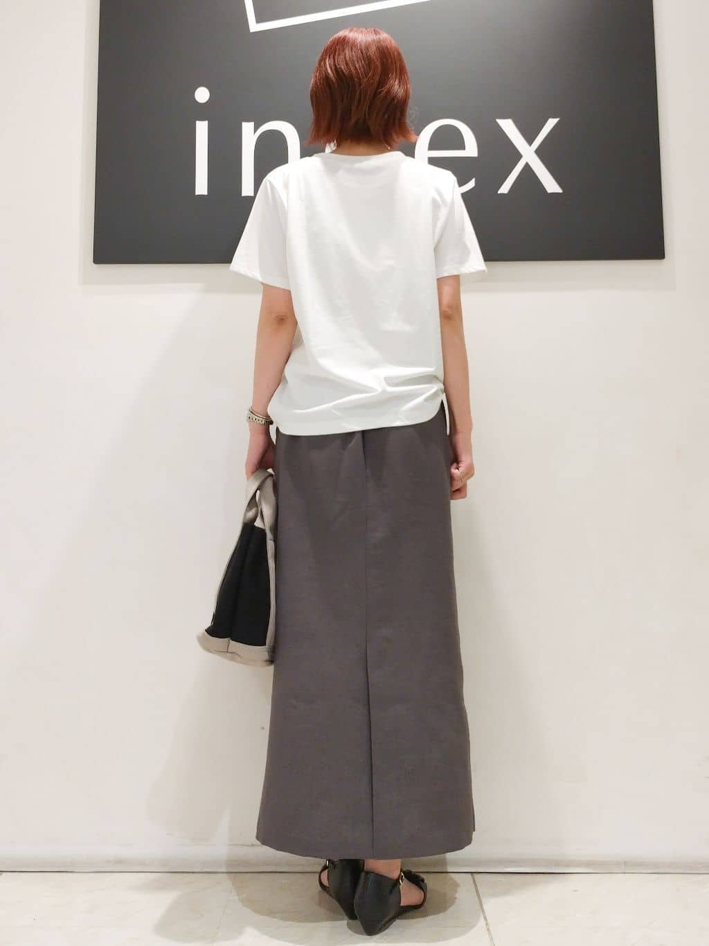 n.さんの「index｜◆リネンライクイージースカート【洗濯機洗い可／吸水速乾／接触冷感】」を使ったコーディネート