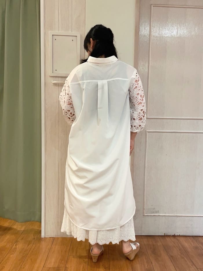 ke-yさんの「SHOO･LA･RUE｜◆お袖レースが上品な シャツワンピース」を使ったコーディネート
