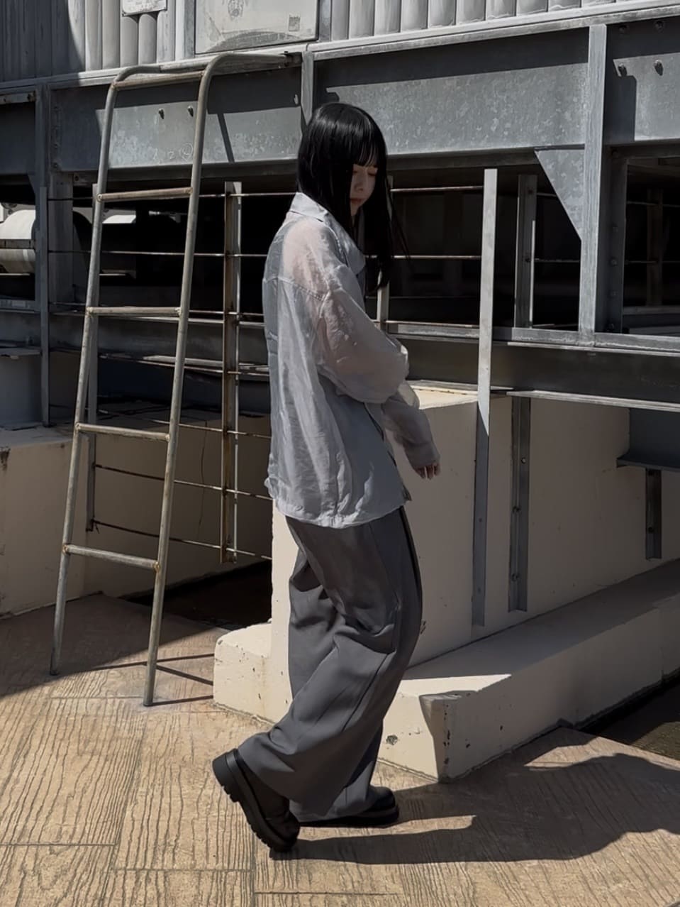 ミヅキさんの「tk.TAKEO KIKUCHI｜◆バレルシルエットスラックス」を使ったコーディネート