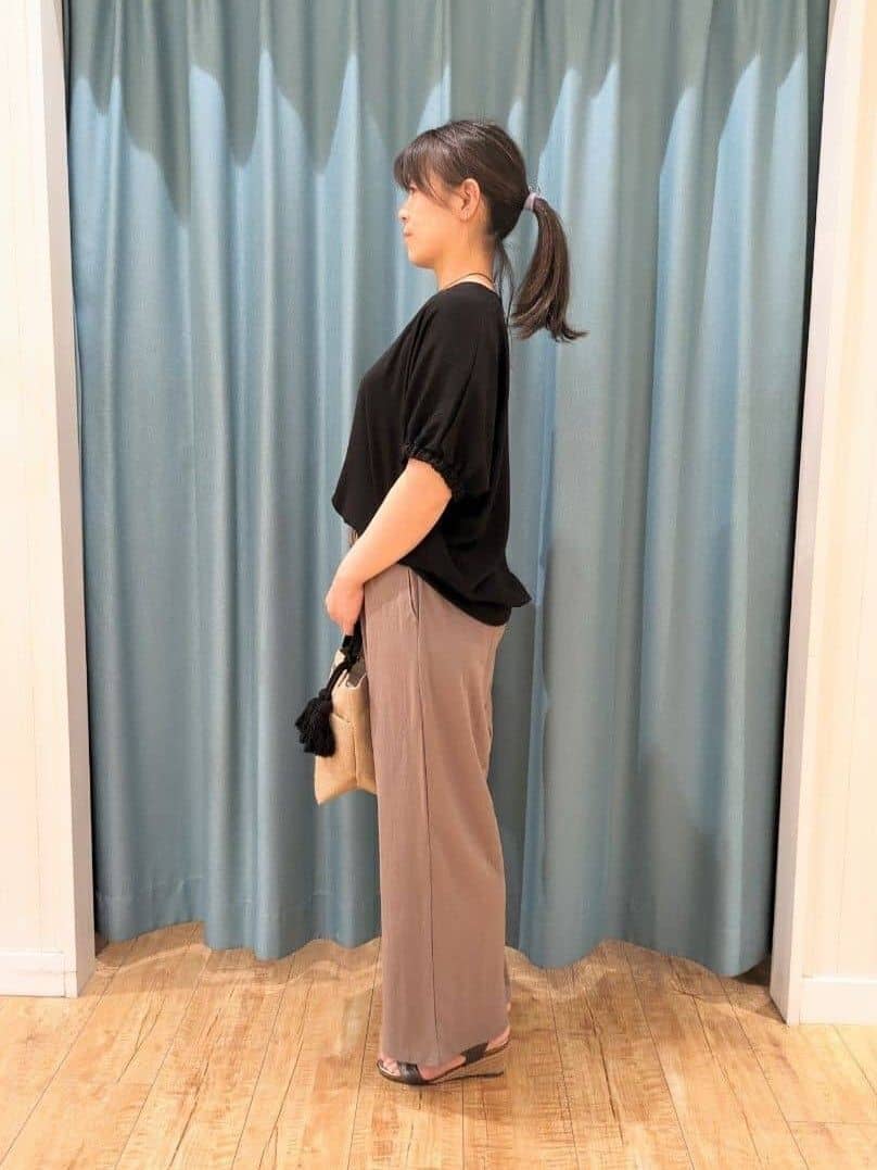 Miさんの「SHOO･LA･RUE｜◆【高レビュー/累計販売35万足突破】片手ではけるサンダル シューダル 25SS」を使ったコーディネート