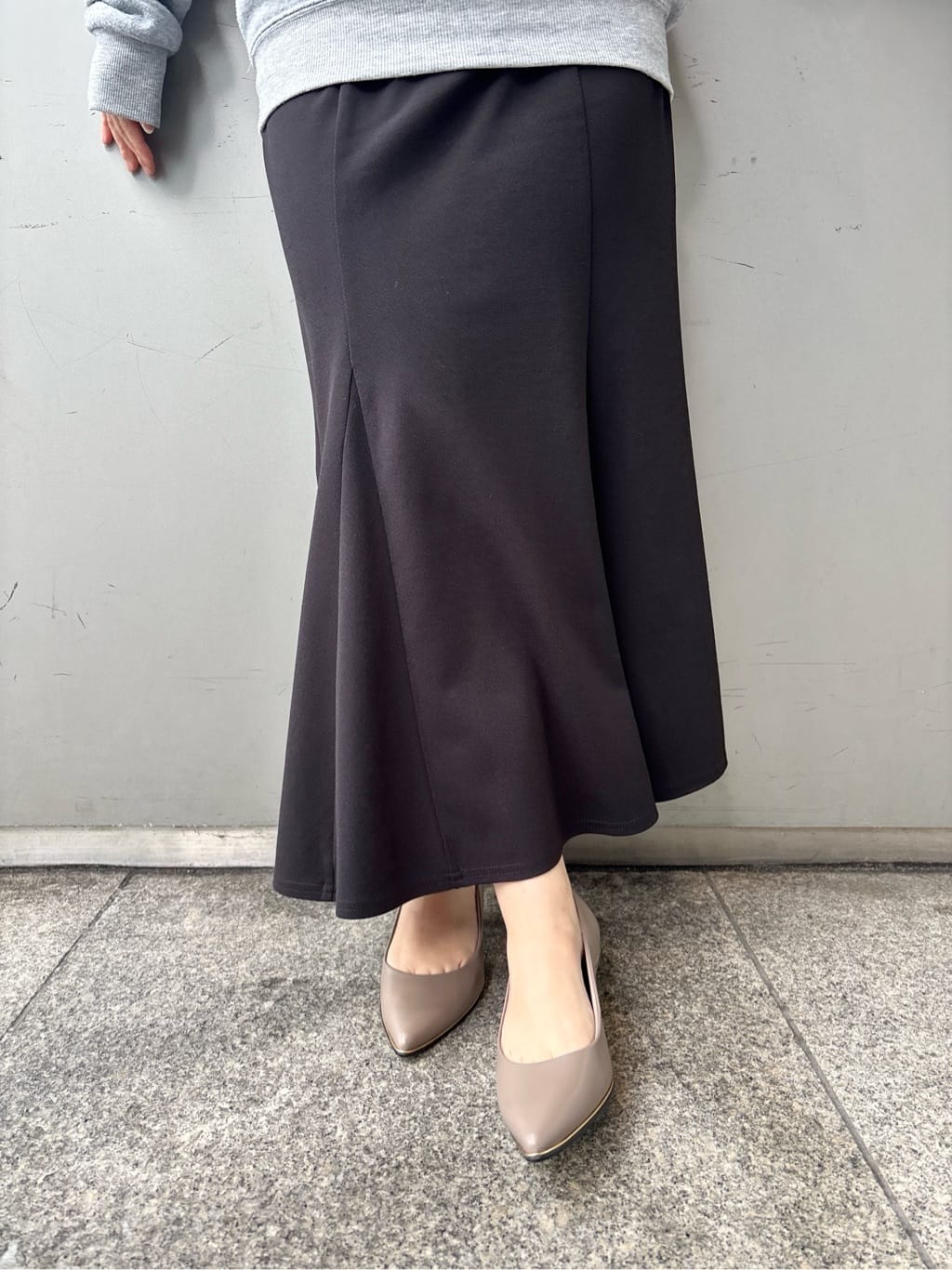 まっきーさんの「ESPERANZA｜【晴雨兼用/12時間パンプス】約5.5cm　歩きやすくて疲れにくい」を使ったコーディネート