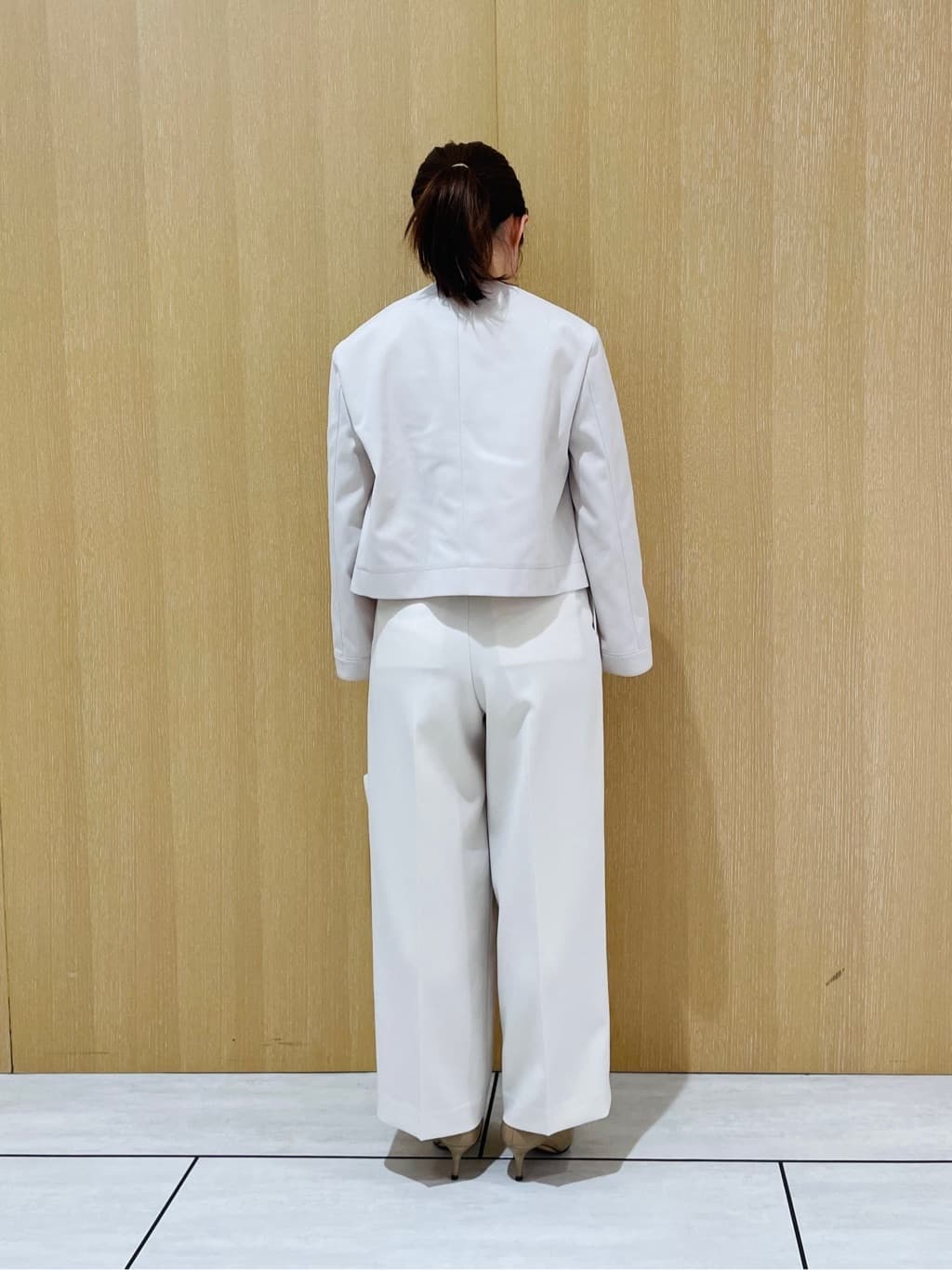 CHISATOさんの「UNTITLED｜◆【きれいめ/軽羽織り】コットンライク クルーネックジャケット」を使ったコーディネート