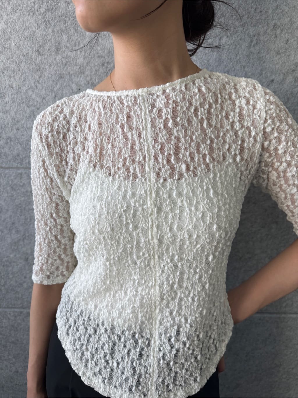 uchi__yamaさんの「CODE A｜lace layered pullover」を使ったコーディネート