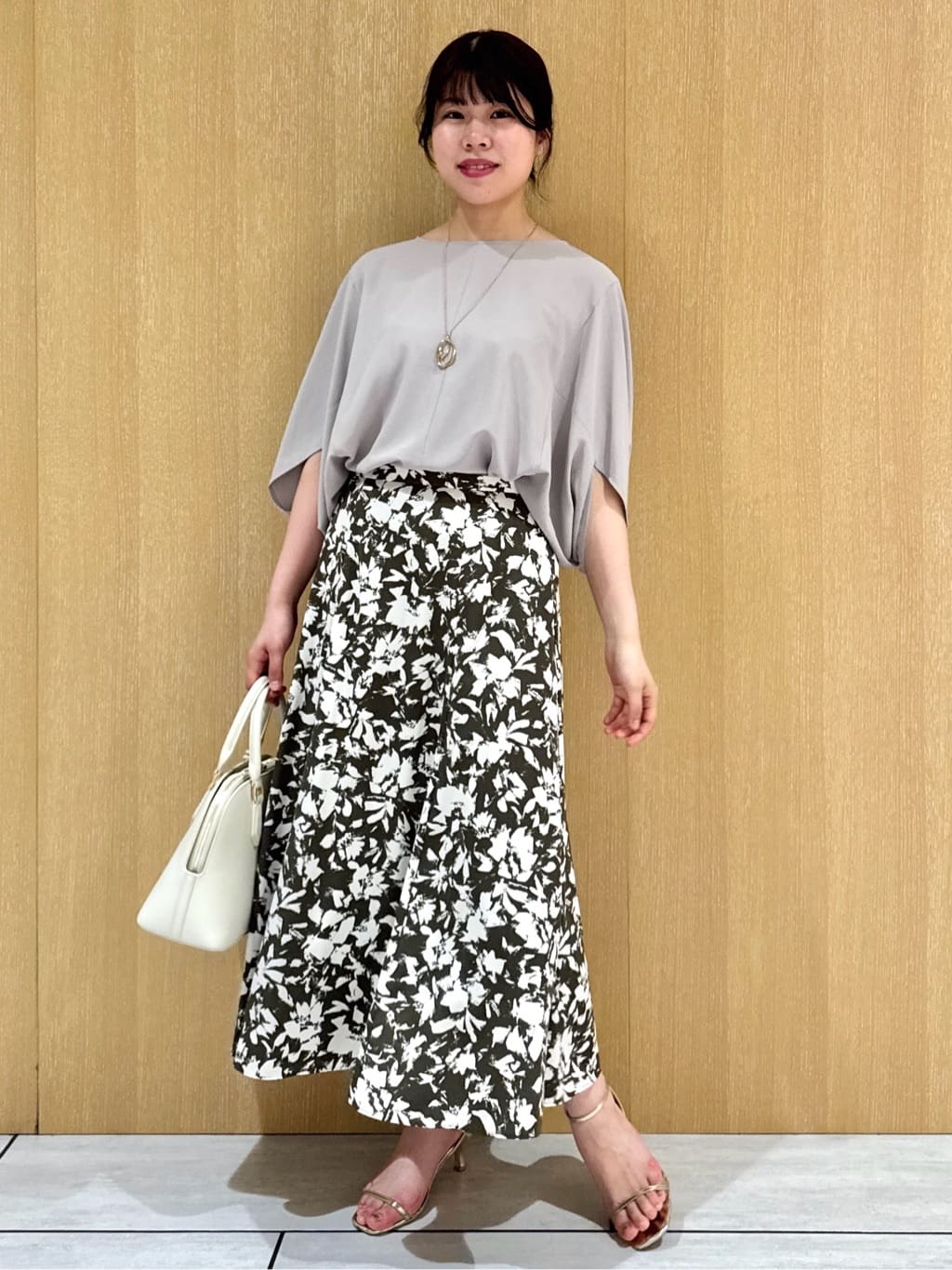 nanaさんの「UNTITLED｜◆ビッグトップネックレス」を使ったコーディネート