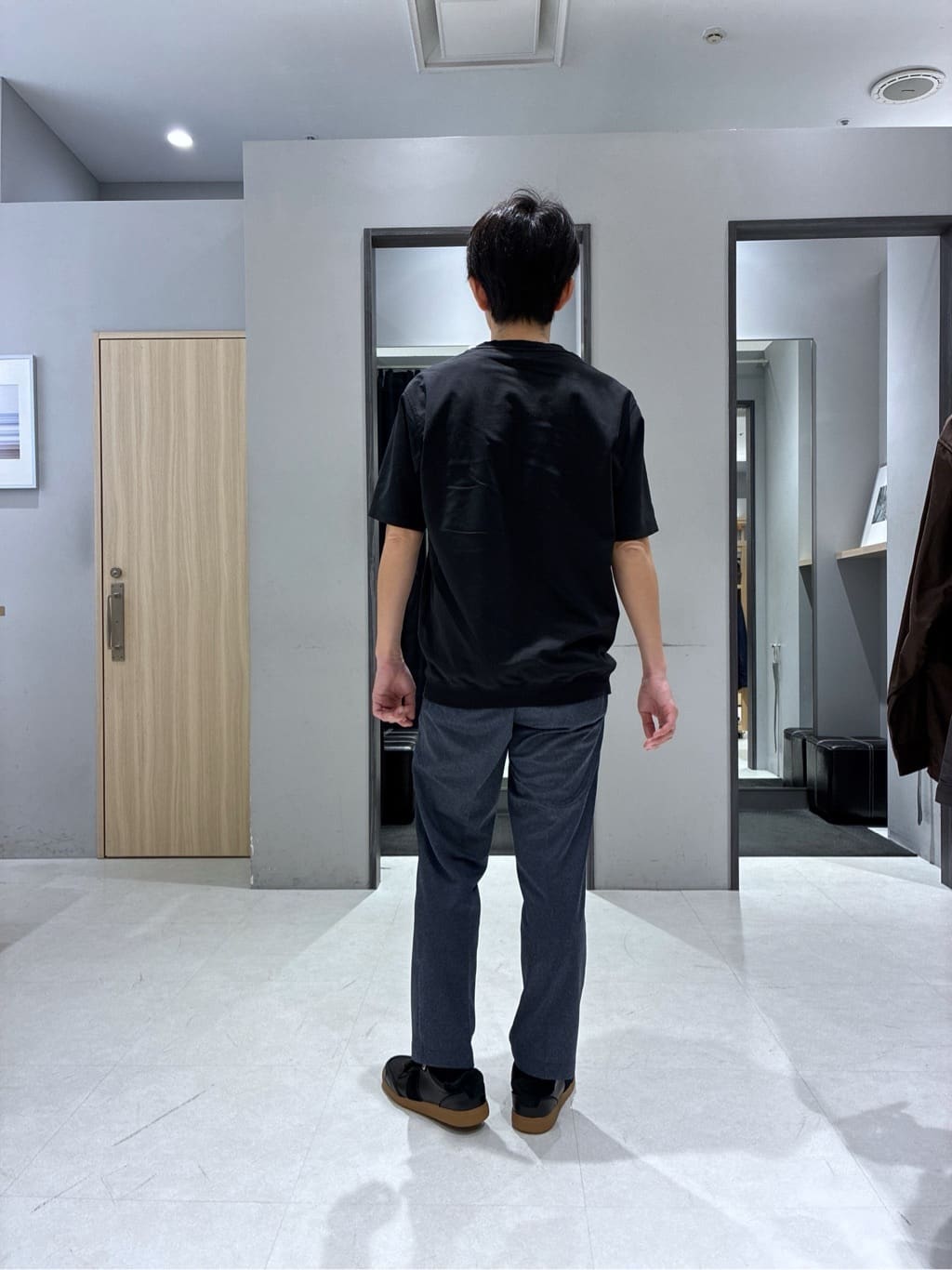 わいずみさんの「TAKEO KIKUCHI｜【抗菌防臭／5サイズ展開】ハイゲージポンチ Tシャツ」を使ったコーディネート