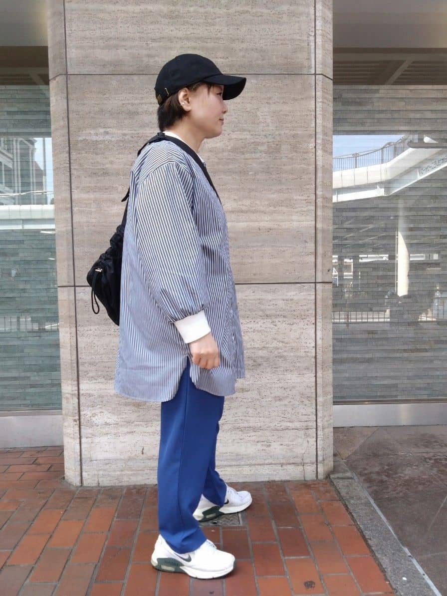 ヒロコジさんの「SHOO･LA･RUE｜◆【洗える/S-LL】リブでこなれ感 ゆるっと着られる ロングシャツ」を使ったコーディネート