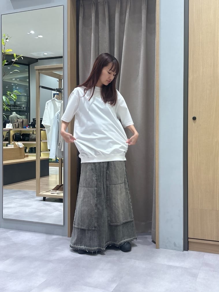 よぴさんの「TAKEO KIKUCHI｜【抗菌防臭／5サイズ展開】ハイゲージポンチ Tシャツ」を使ったコーディネート