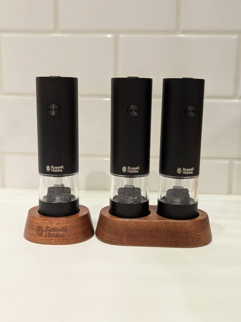 シモさんの「212 KITCHEN STORE｜充電式ミル ソルト＆ペッパーミニ BK 2本セット ＜Russell Hobbs ラッセルホブス＞」を使ったコーディネート