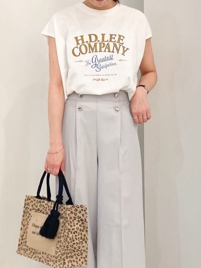 kanakoさんの「grove｜【Lee&times;grove別注】PRINT　SLEEVELESS T-SHIRTS」を使ったコーディネート