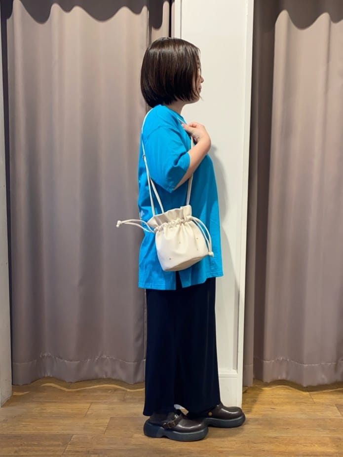 いーいさんの「SHOO･LA･RUE｜」を使ったコーディネート