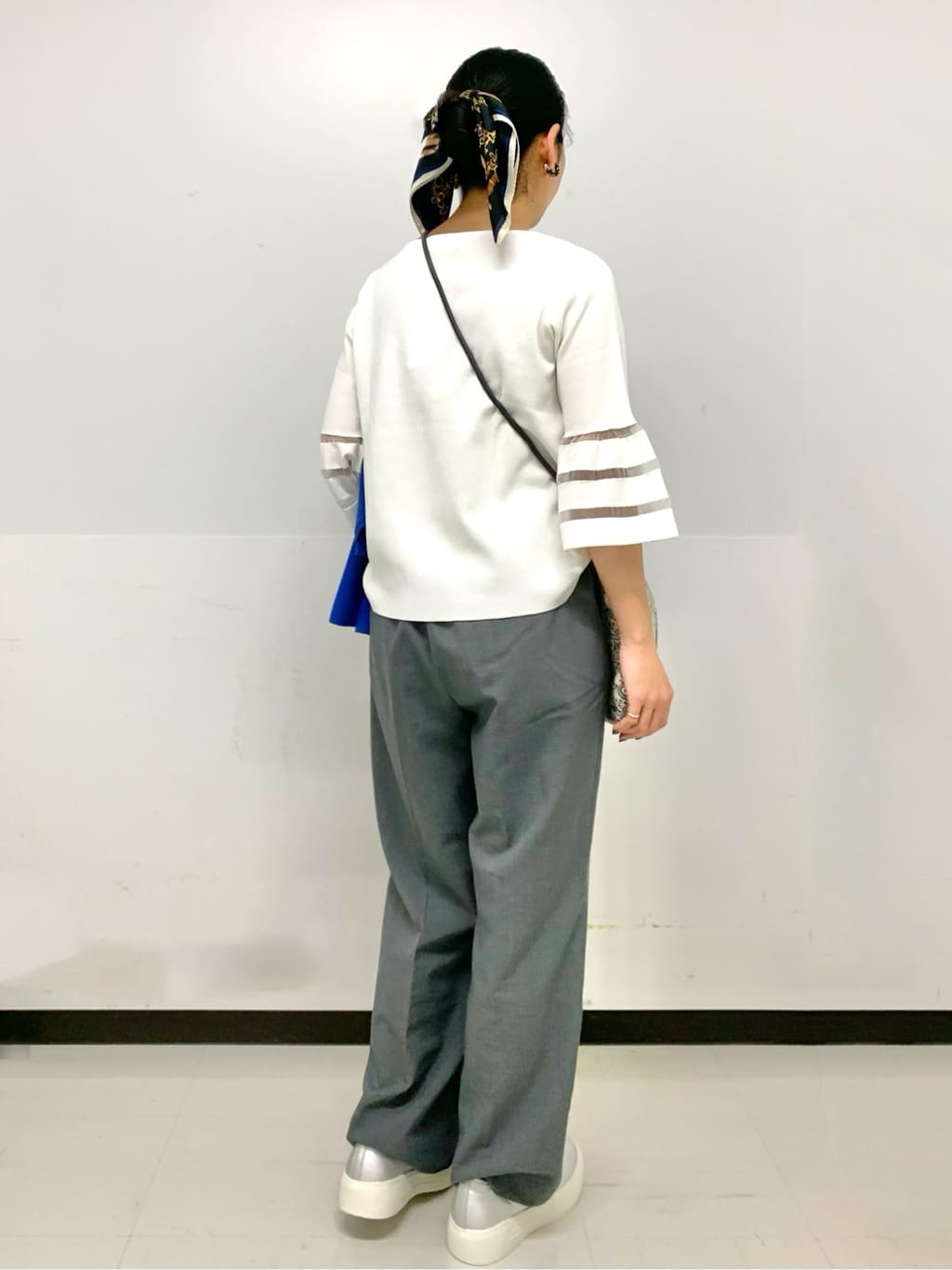 づっきーさんの「OPAQUE.CLIP｜◆《6色展開》シアーボーダーフレアスリーブニット【洗濯機洗い可】」を使ったコーディネート