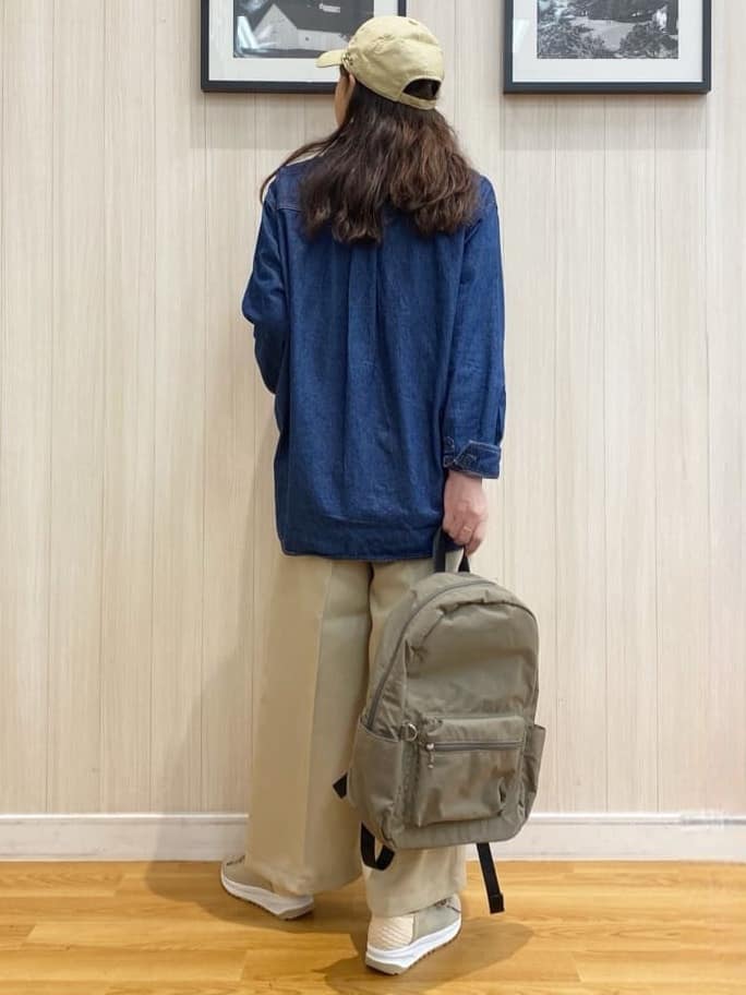 natsuさんの「SHOO･LA･RUE｜◆【洗える/S-LL】大人のこなれコーデに やわらかデニムシャツ」を使ったコーディネート