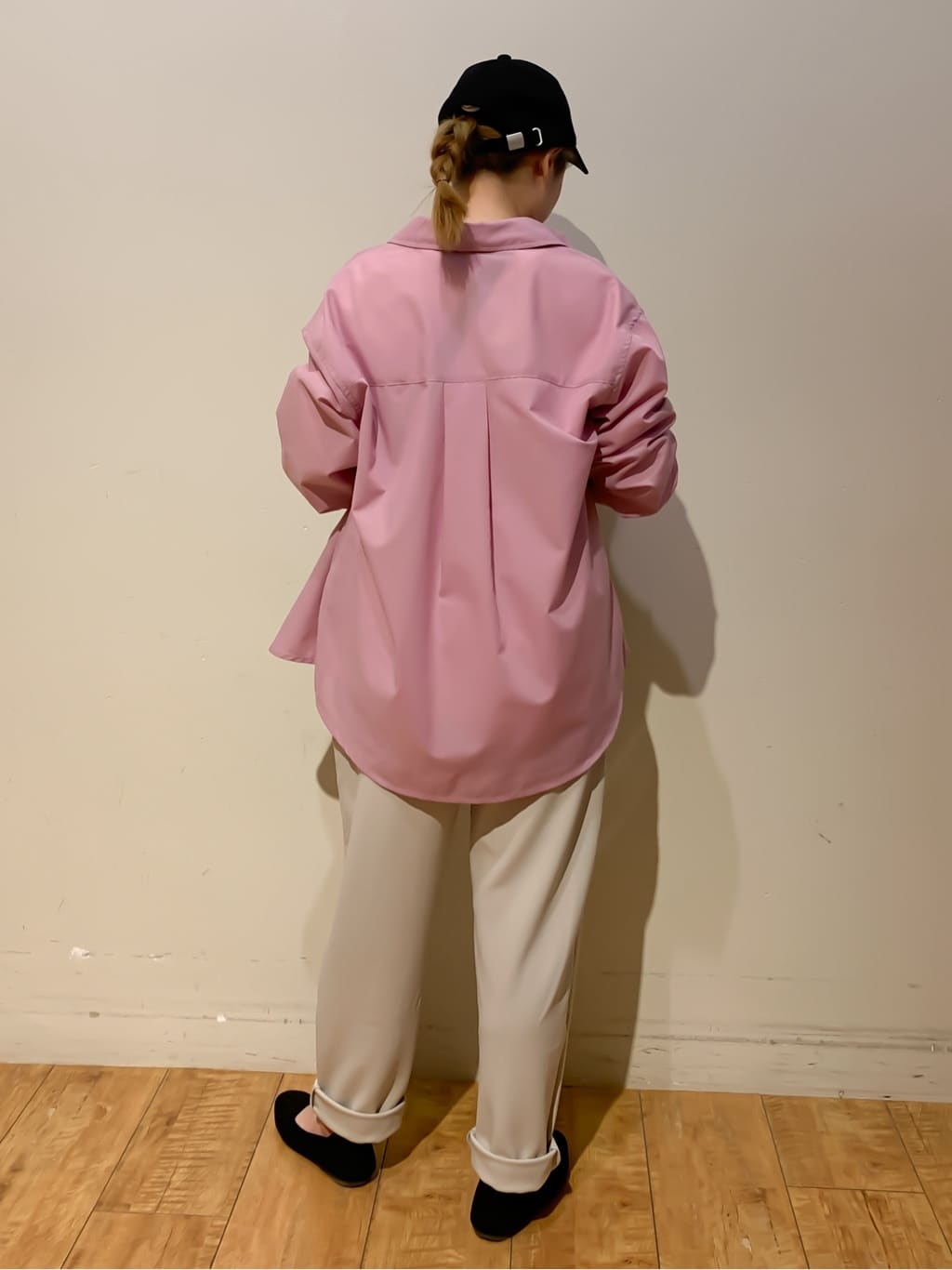 MEGさんの「SHOO･LA･RUE｜◆【洗える/S-LL/UV/吸水速乾】洗濯後しわになりにくいリネンブレンドシャツ」を使ったコーディネート
