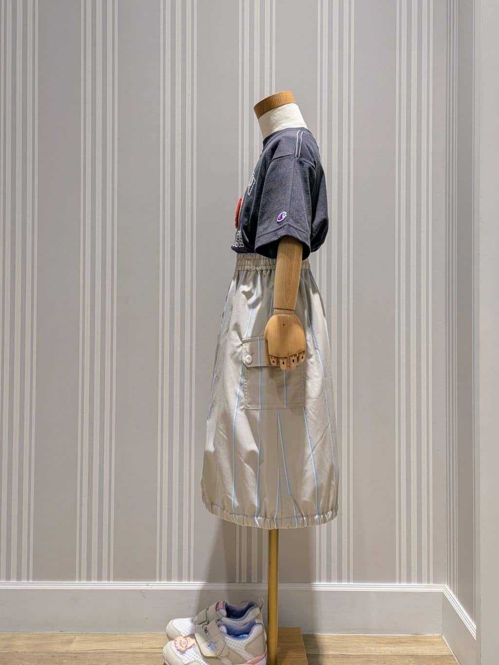 Yoshidaさんの「Dessin｜」を使ったコーディネート
