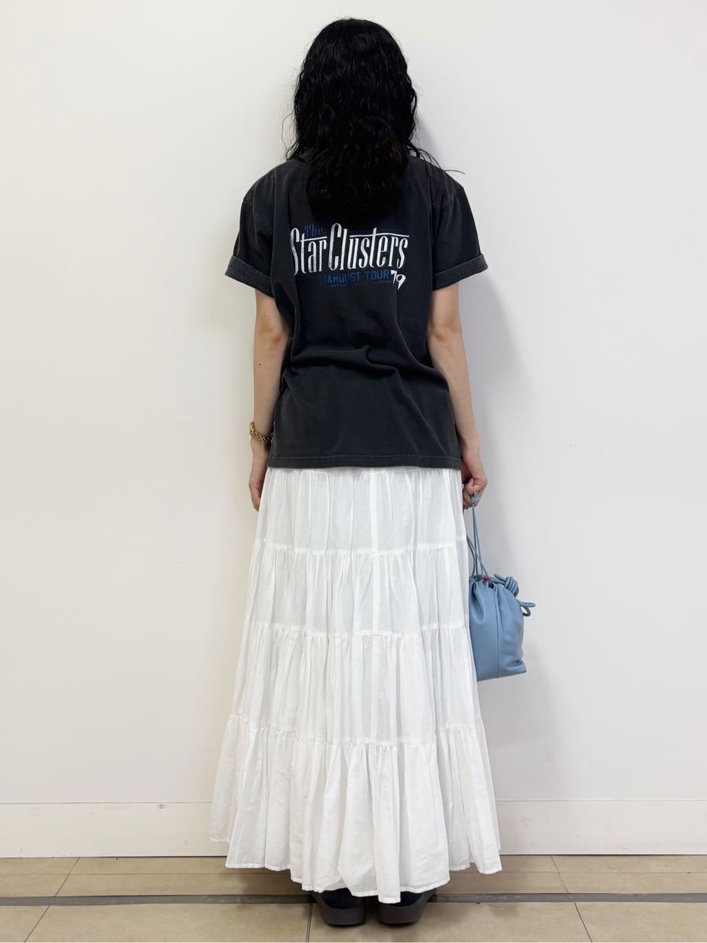 YOKOTAさんの「DRESSTERIOR｜◆洗える/コットンボイルティアードスカート」を使ったコーディネート