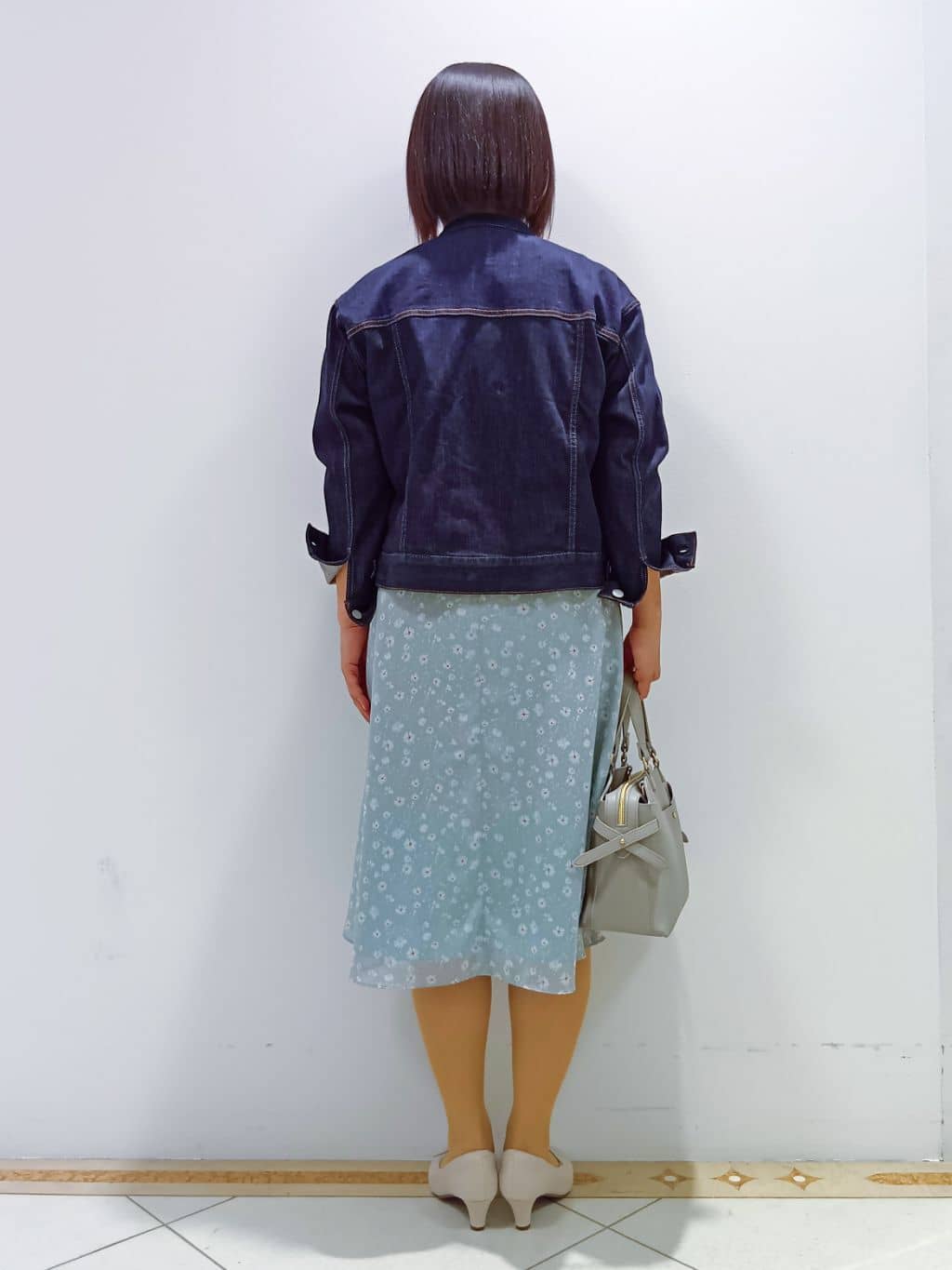 tomoさんの「Reflect｜◆【マシンウォッシュ可】フラワープリントワンピース」を使ったコーディネート