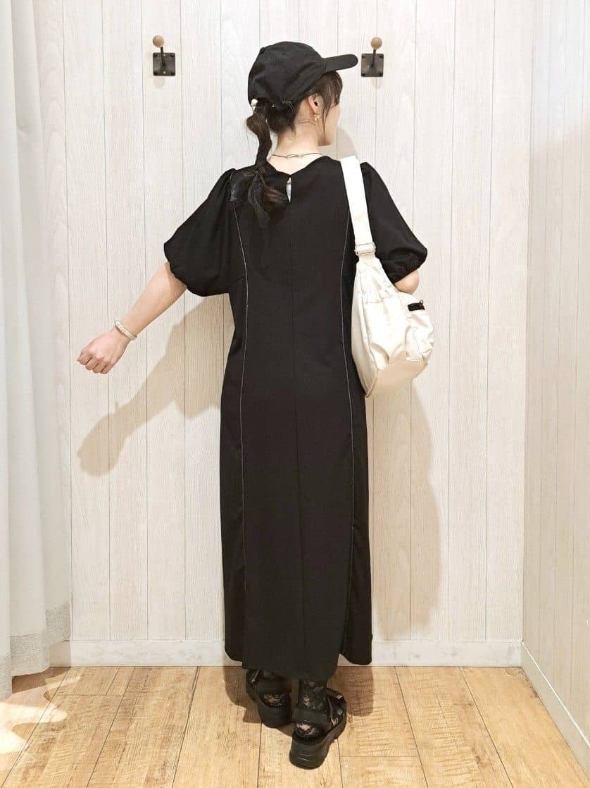SAKIさんの「SHOO･LA･RUE｜」を使ったコーディネート