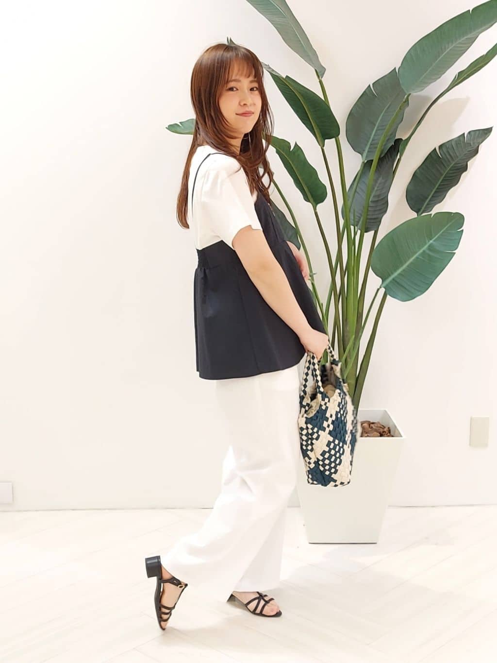 YuKaRiさんの「UNTITLED｜◆ビッグトップネックレス」を使ったコーディネート