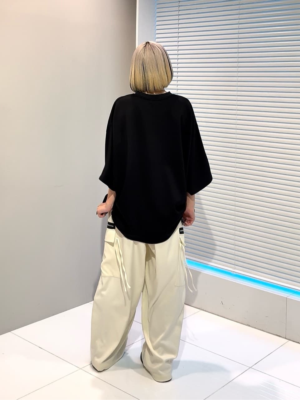 川本葵さんの「tk.TAKEO KIKUCHI｜◆マシュマロドルマンカットソー」を使ったコーディネート