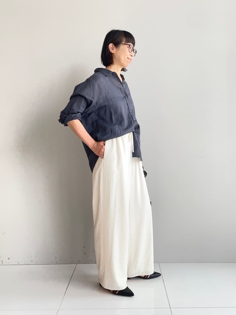 murayamaさんの「INDIVI｜【洗える／UVケア／SETUP可能】ドロストワイドパンツ」を使ったコーディネート