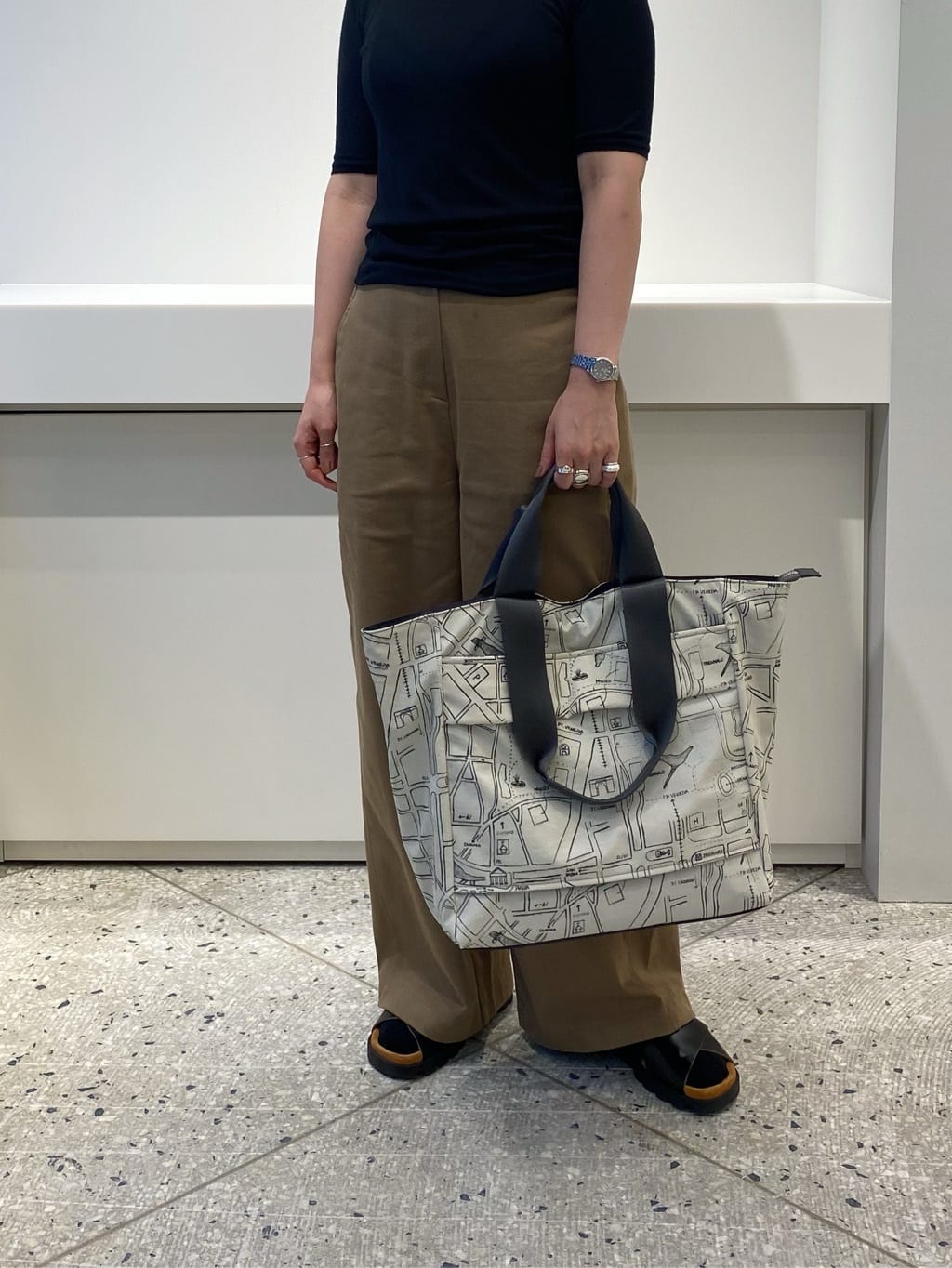 Uさんの「HIROKO HAYASHI｜COMODA（コモダ） ボストンバッグ」を使ったコーディネート