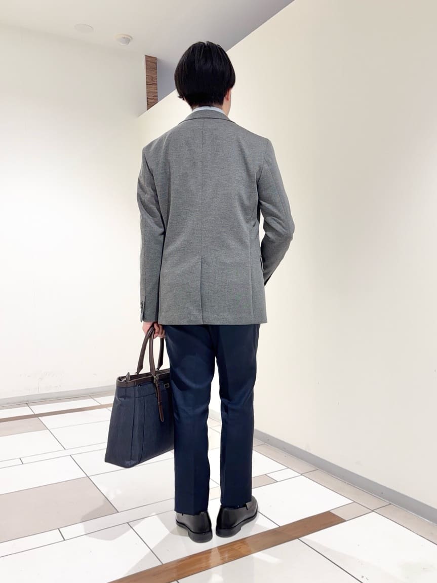 及川さんの「TAKEO KIKUCHI｜◆メランジ ハニカム ストレッチ ジャケット」を使ったコーディネート