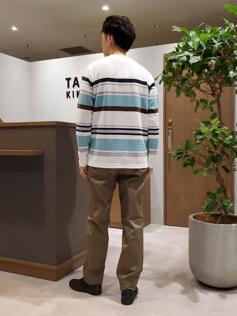 ishidaさんの「TAKEO KIKUCHI｜【オフィスカジュアル対応】ドレス チノパンツ」を使ったコーディネート