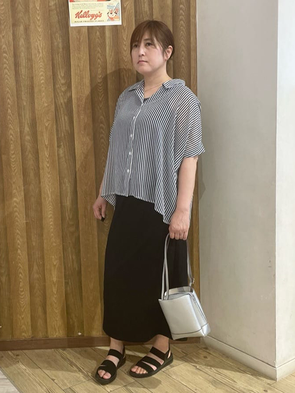 ちえさんの「SHOO･LA･RUE｜【軽量/大人カジュアル】 ふわっと軽い三層ショルダーバッグ」を使ったコーディネート