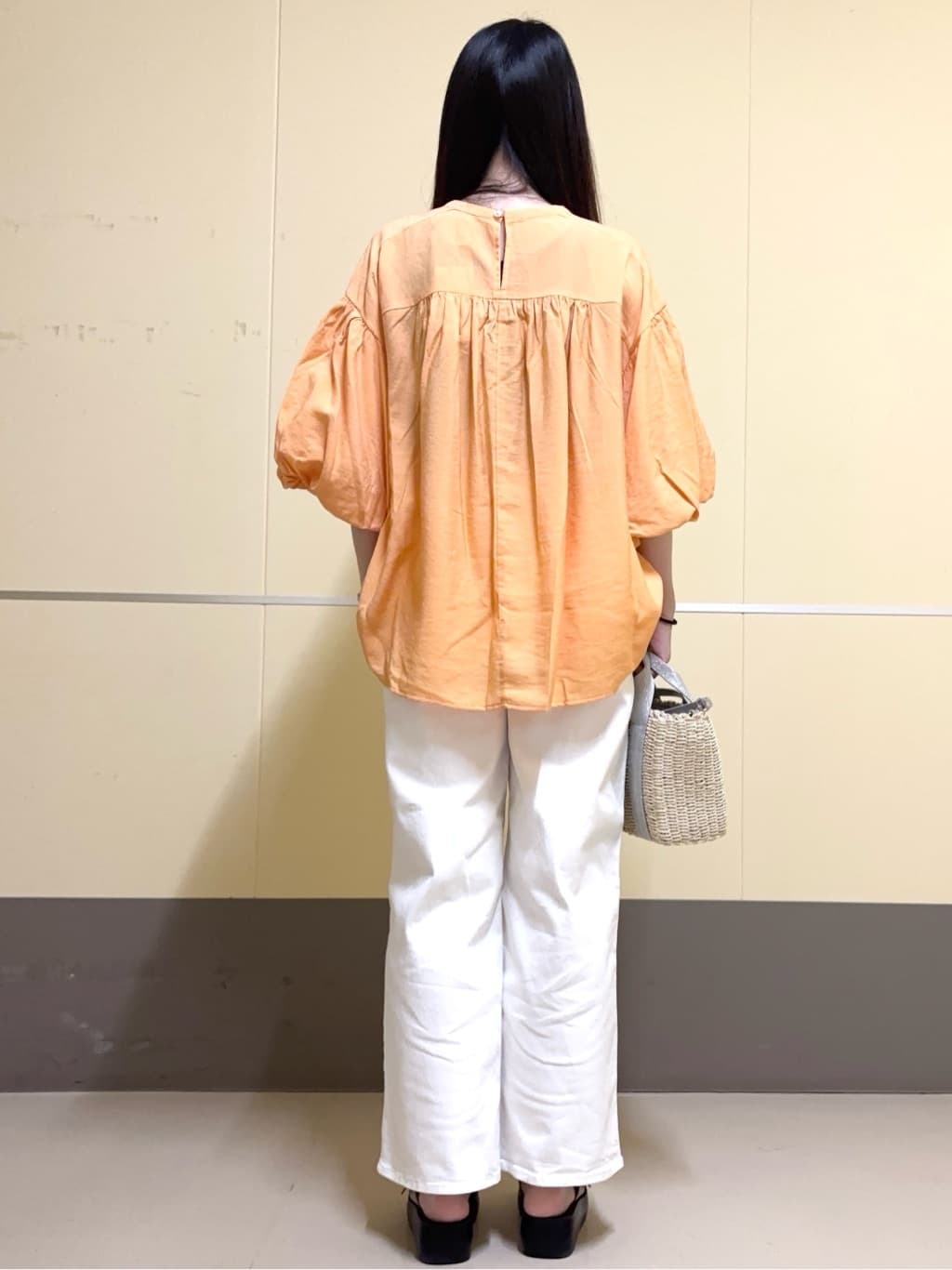 あきさんの「OPAQUE.CLIP｜◆バルーンスリーブブラウス【洗濯機洗い可】」を使ったコーディネート