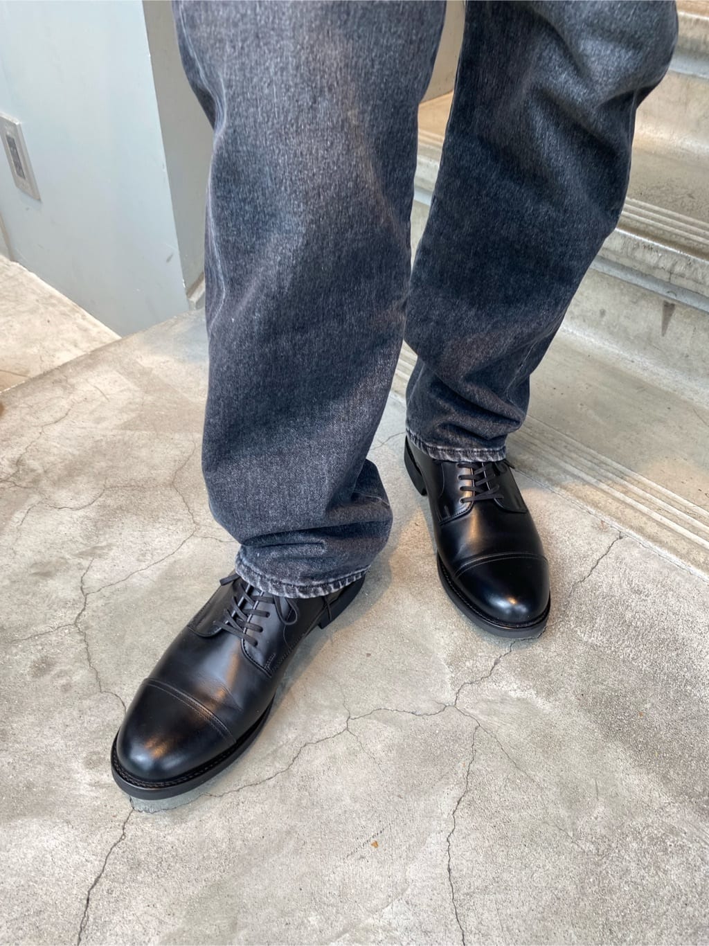 hazuさんの「TAKEO KIKUCHI｜【モンスターストレッチ】日本製 ウォッシュド デニムパンツ」を使ったコーディネート