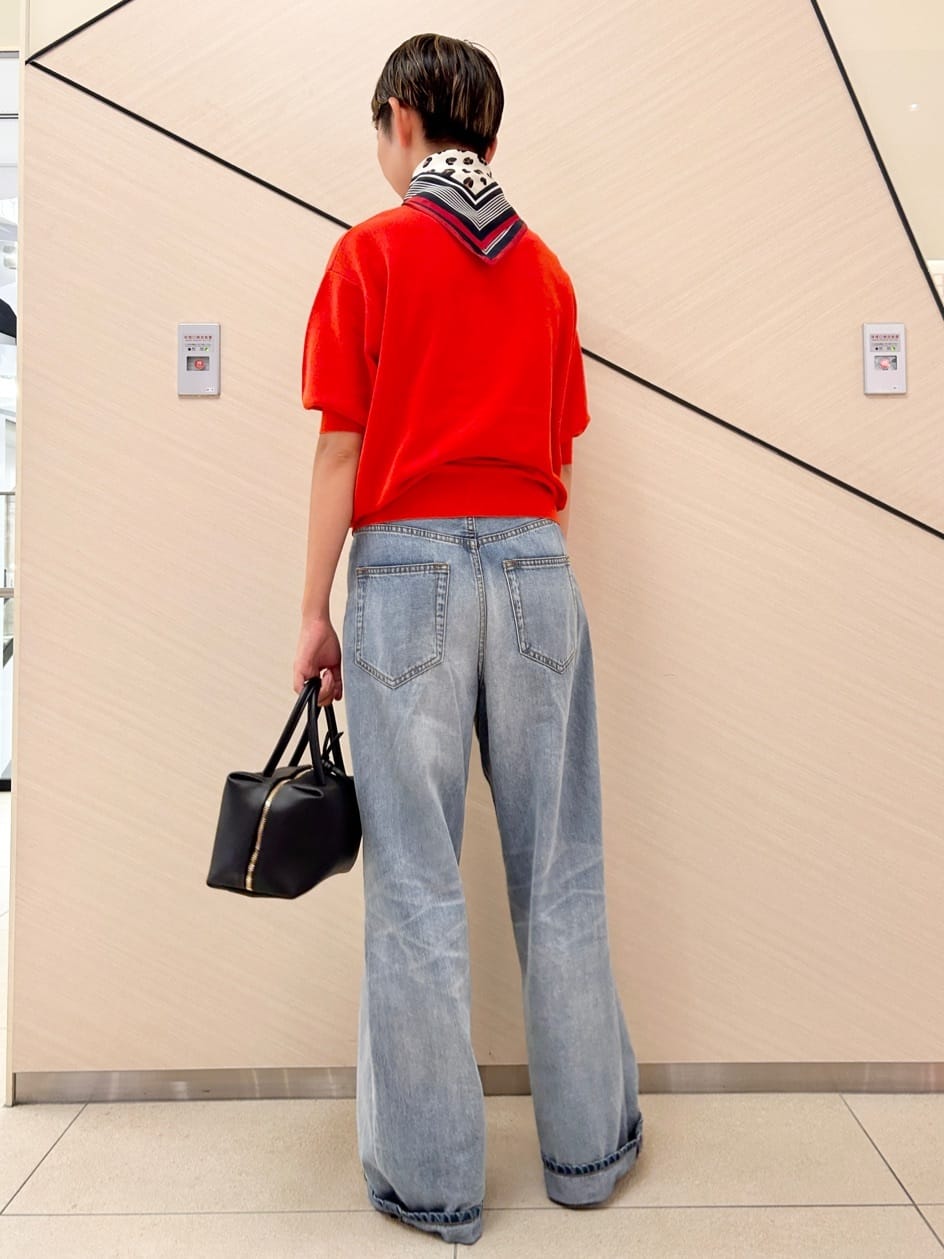 OCHIAIさんの「DRESSTERIOR｜ヴィンテージ加工ワイドデニムパンツ」を使ったコーディネート