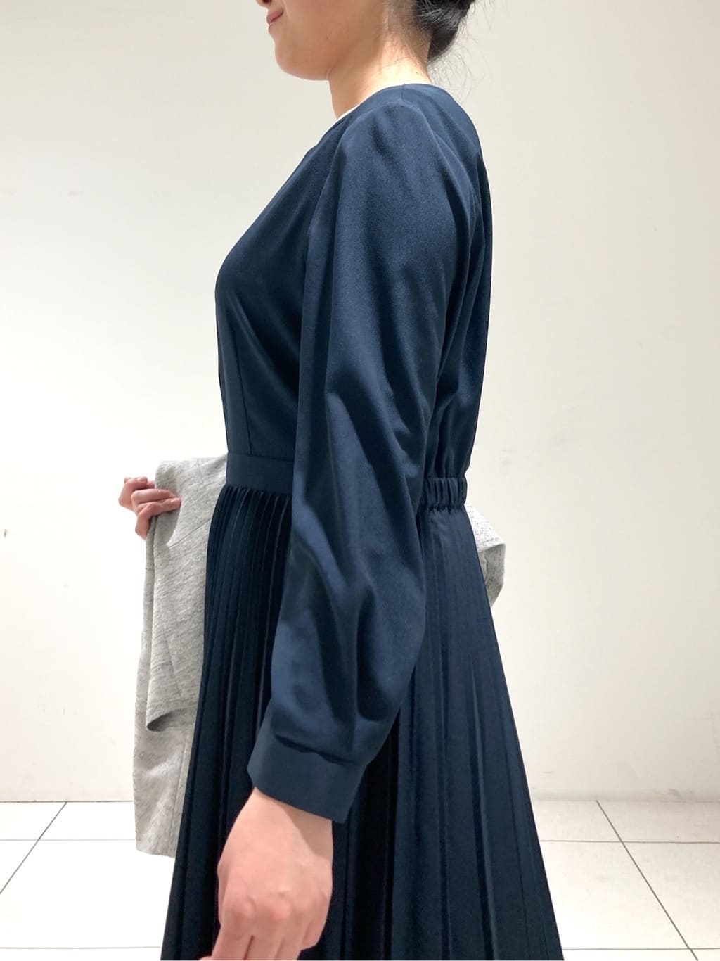 momokoさんの「INDIVI｜フラワーコサージュ」を使ったコーディネート