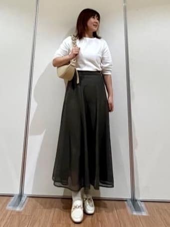 Juneさんの「UNTITLED｜◆【春の軽羽織り】ボリューム袖 ノーカラーブルゾン」を使ったコーディネート