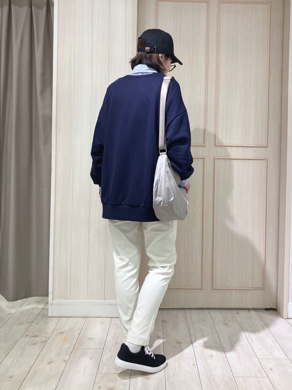 Turnerさんの「SHOO･LA･RUE｜【SS-3L/無理せずスリム】 ぐんぐん伸びる イージーテーパードパンツ」を使ったコーディネート
