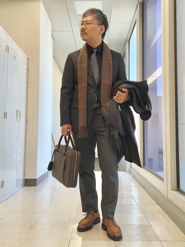 MAKOTO AIさんの「TAKEO KIKUCHI｜【Made in JAPAN】ブロード レギュラーカラー ドレスシャツ」を使ったコーディネート