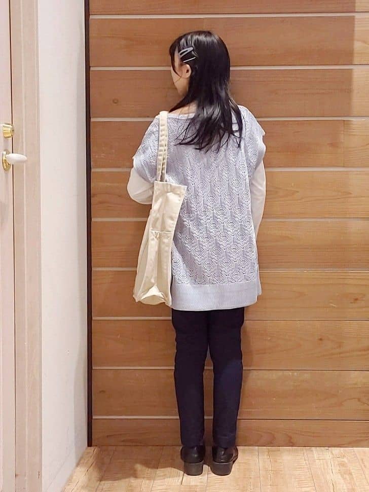 remiiiさんの「SHOO･LA･RUE｜【SS-3L/無理せずスリム】 ぐんぐん伸びる イージーテーパードパンツ」を使ったコーディネート