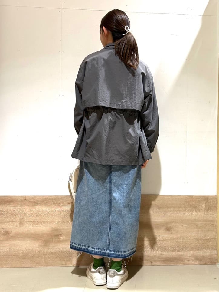 花さんの「SHOO･LA･RUE｜◆【洗える/S-LL】選べる3柄 グラフィックスウェット」を使ったコーディネート