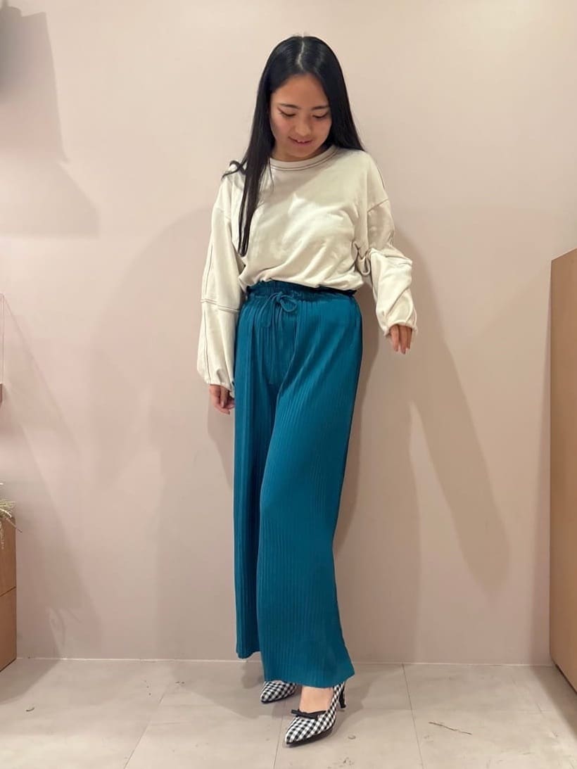 のはらっちょさんの「ESPERANZA｜リボンポインテッドパンプス」を使ったコーディネート