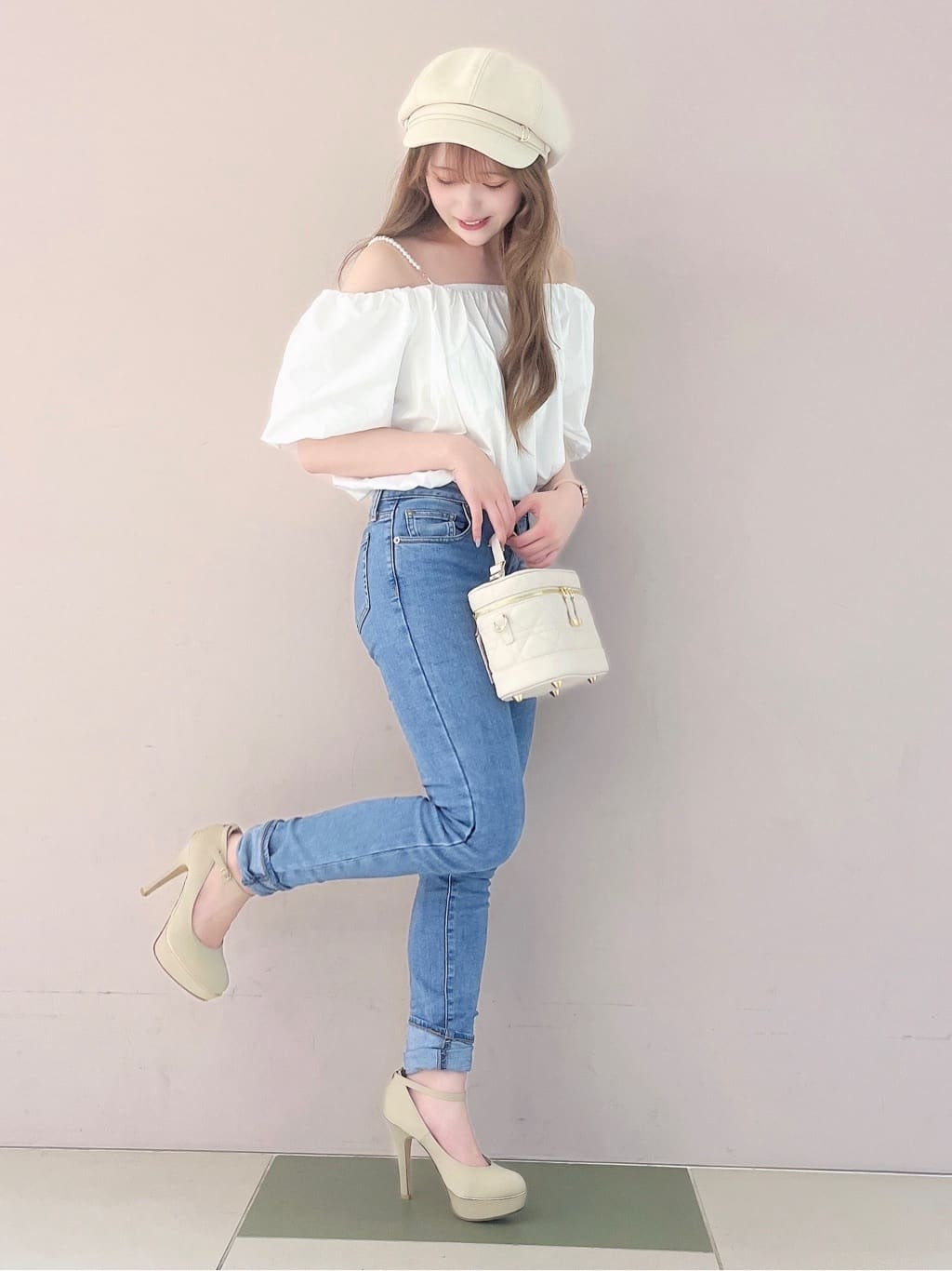 このかさんの「ESPERANZA｜2WAY超ハイヒール厚底パンプス」を使ったコーディネート