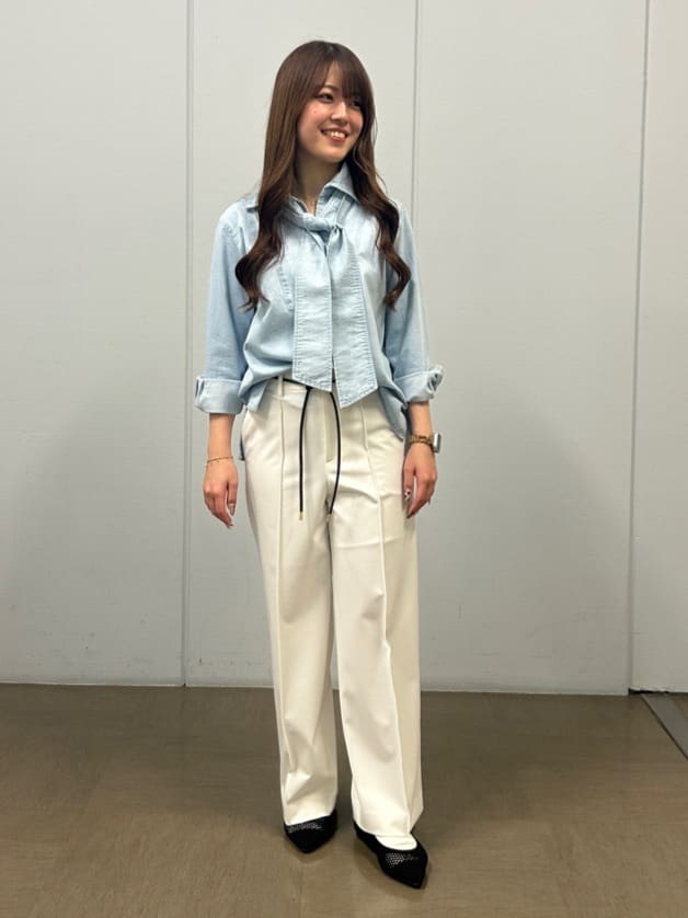 まいさんの「UNTITLED｜◆ストレッチストレートパンツ」を使ったコーディネート
