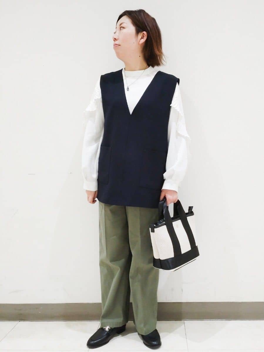 あらーさんの「OPAQUE.CLIP｜◆《美人百花掲載》プリーツフリルスリーブブラウス【洗濯機洗い可】」を使ったコーディネート